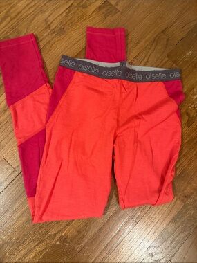 oiselle Coral and Pink Active Leggings